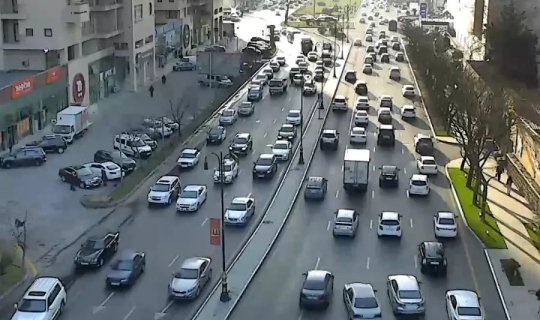 Bakıda tıxac olan yollar - SİYAHI