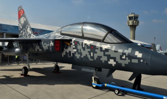 Türkiyənin “Hürjet”i uçuş zolağına çıxdı