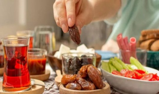 Oruc tutanların diqqətinə! Susuz qalmamaq üçün...
