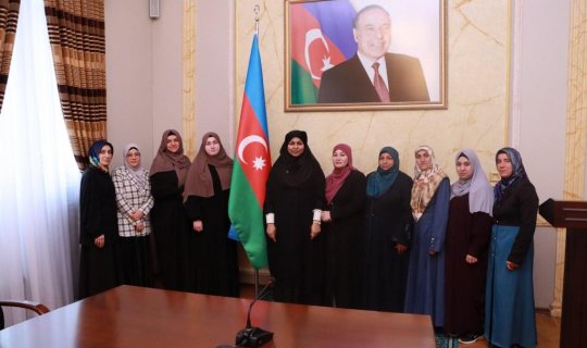 Azərbaycanda 10 məsciddə qadınlar təyinat alıb