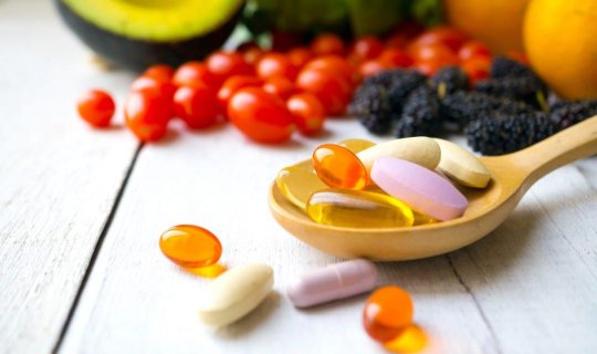 Vitaminlər xərçəngin qarşısını alır – Həddi aşanda nə olur?