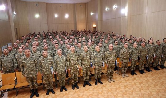 Hərbi hissələrdə birinci rübün nəticələrinə dair yekun iclas keçirilib - FOTO