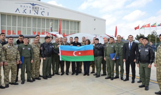 Azərbaycan hərbçilərinə sertifikatlar verilibxa0