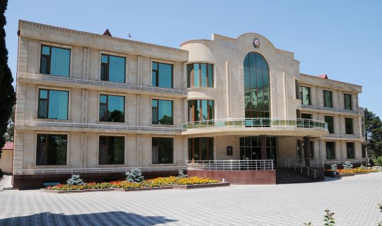 İcra Hakimiyyətinin rəhbər şəxsinin ölkədən çıxışına qadağa qoyuldu?
