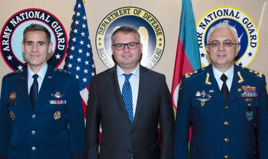 Azərbaycan və ABŞ Hərbi Hava Qüvvələrinin komandanları görüşüb