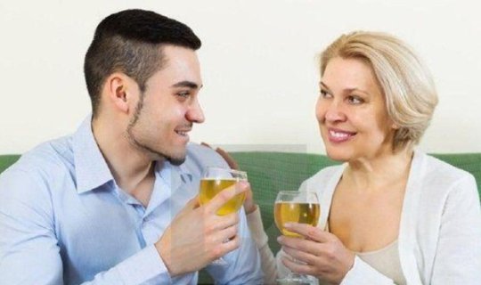 Daha gənc və ya yaşlı görünmənin SİRRİ