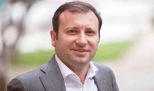 Dövlət şirkəti: \
