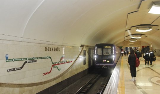 Bakı metrosunda iş saatı uzadıldı
