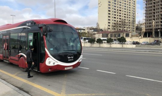 Bakıda avtobusa səhv minən 6 yaşlı uşaq tapılıb