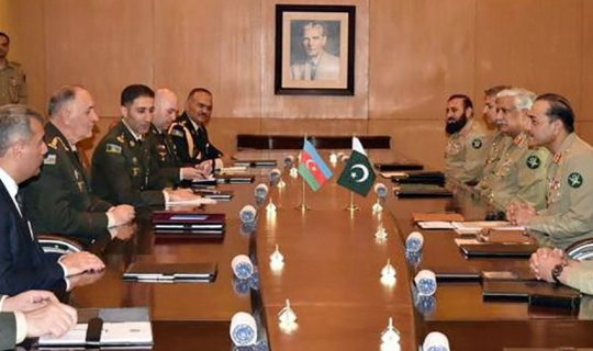 Kərim Vəliyev Pakistanın Quru Qoşunlarının komandanı ilə görüşüb - FOTO