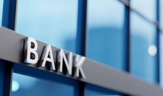 Bağlanan bankınxa0qiymətli kağızları ticarətdən çıxarılacaq