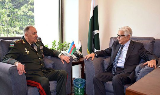 Kərim Vəliyev pakistanlı nazirlə birgə təlimləri və erməni təxribatlarını müzakirə edib - FOTO