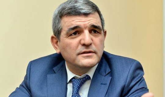 Məmurların şənbə günləri tam rejimdə işləməsi narahatedicidir - Fazil Mustafa