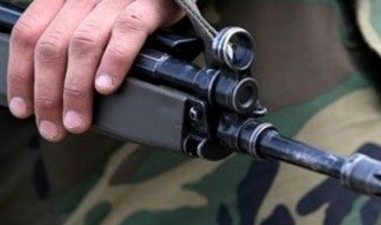 Azərbaycan Ordusunun əsgəri odlu silahdan atəş açaraq özünü öldürüb