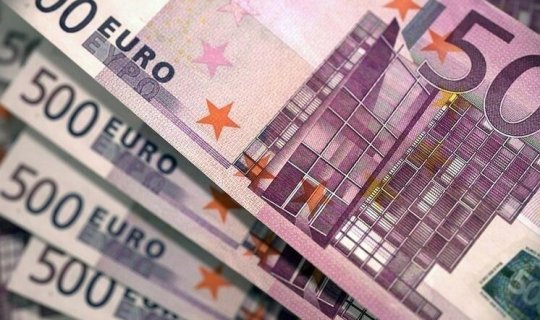Qonşu ölkədə dollar və avro KƏSKİN BAHALAŞDI