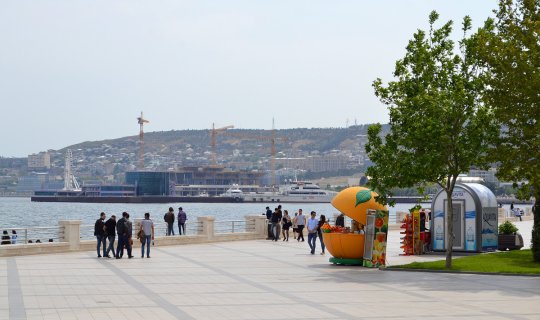 Dənizkənarı Bulvar İdarəsində 28,6 milyon YIĞILMIŞ ZƏRƏR