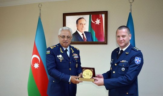 Azərbaycan və Gürcüstan arasında hərbi əməkdaşlığın inkişafı müzakirə olunub