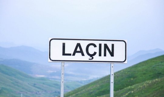 Daha bir neçə ailə Laçına yola salınıb