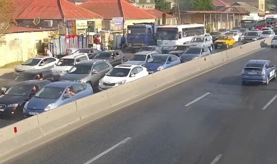 Bu yollarda tıxac var - SİYAHI