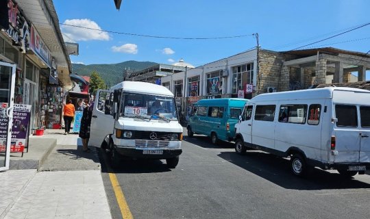Turistik bölgələrimizdə nəqliyyat problemi: boyun uzundursa, minmə! – RƏSMİ AÇIQLAMA