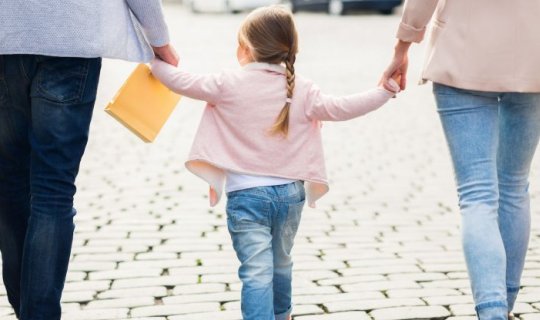 Uşağın övladlığa verilməsi ondan gizlədilməlidir? - AÇIQLAMA
