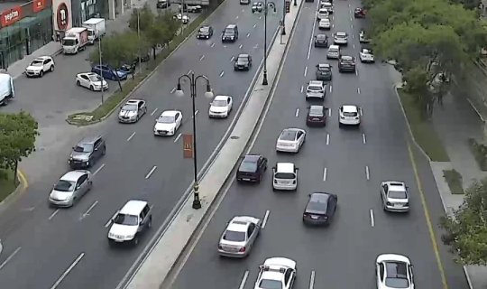 5 küçə və prospektdə tıxac var - SİYAHI