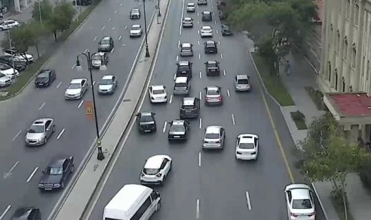 10 küçə və prospektdə tıxac var - SİYAHI