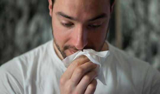 Soyuqdəymə, qrip, yoxsa təzə kovid – Şəhərdə yayılan xəstəlik nədir?