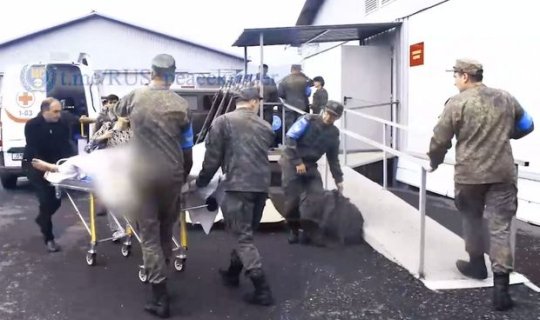 Rusiya sülhməramlıları: “Yaralılar Azərbaycandan razılıq alınaraq Ermənistana daşınırlar” - VİDEO