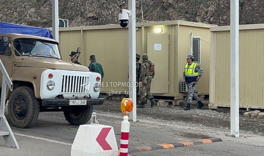 Ermənilər Qarabağdan çıxmaq üçün rejim bayrağını silirlər - FOTO