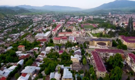 Xankəndi şəhəri ərazisində xeyli sayda tələ qurğular, silah-sursat aşkarlanıb