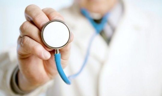 Mütəxəssis süd vəzi xərçənginə zəmin yaradan amilləri açıqlayıb