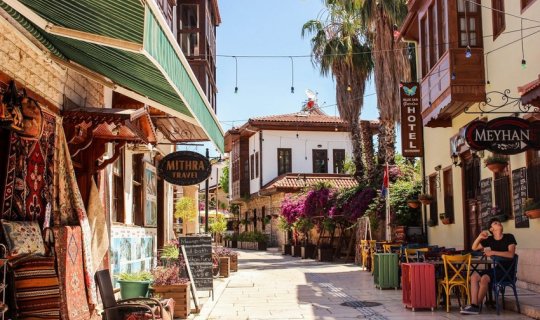 Azərbaycan Antalyada ən çox şirkət yaradan ölkələr sırasında