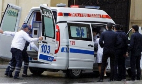 Abşeronda iki xarici vətəndaş bıçaqlandı, biri öldü