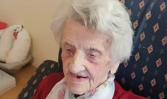107 yaşlı qadın uzunömürlülüyünün sirrini açıqladı