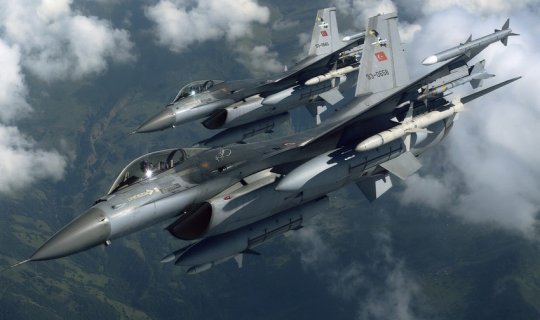 Türkiyə PKK-nın bazalarını bombalayıb
