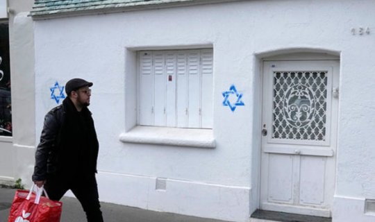 Fransada mindən çox antisemitizm aktı qeydə alınıb