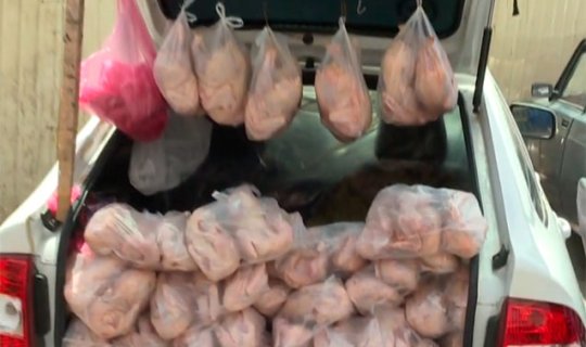 Bakıda üçü 10 manata satılan toyuq ətinin mənşəyi nədir? - VİDEO