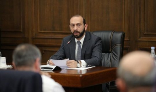 Mirzoyan Lui Bono ilə görüşüb