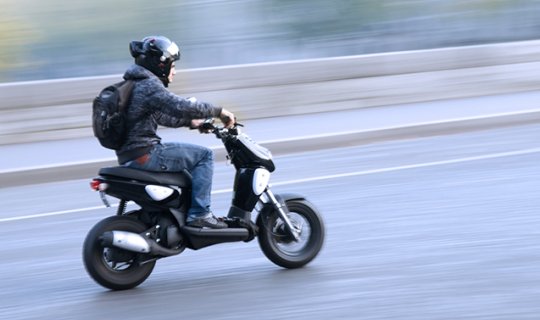 DYP-dən küləkli hava ilə bağlı moped sürücülərinə MÜRACİƏT