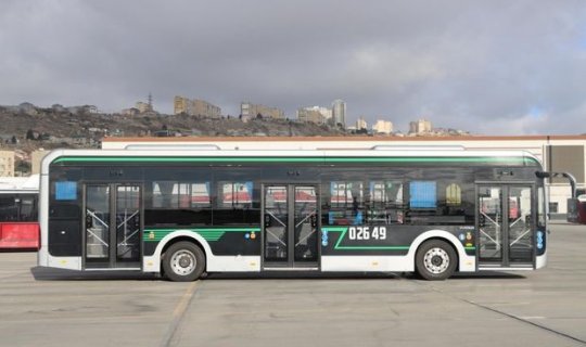 Bakıya daha bir elektrik mühərrikli avtobus gətirildi