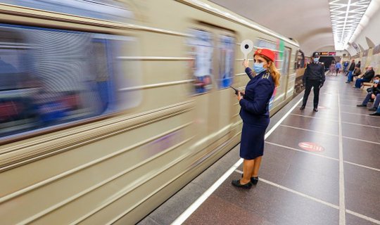 Penitensiar Xidmətin sabiq əməkdaşı metroda qəfildən ölüb - FOTO