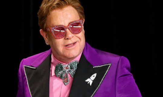 Məşhur müğənni Elton Con EGOT titulunu qazandı