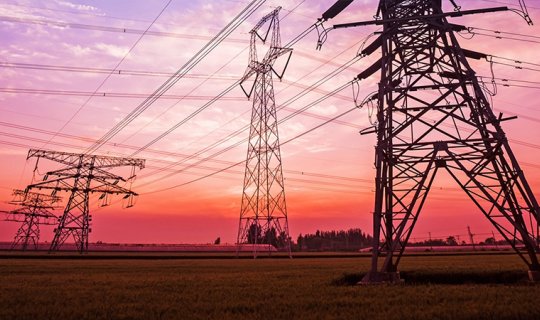 Baş nazirdən illik elektrik enerjisi sərfiyyatının həddi ilə bağlı QƏRAR