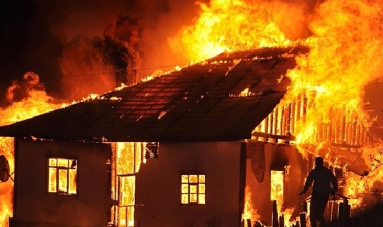 Vətən müharibəsi qazisinin evi yanaraq kül oldu - FOTO