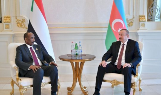 Sudan Prezidenti İlham Əliyevi təbrik etdi 