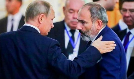 Paşinyan: Putin məni devirməyə çalışır