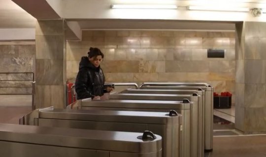 “Ginnesin rekordlar kitabı”na düşmüş metro stansiyasından VİDEOREPORTAJ