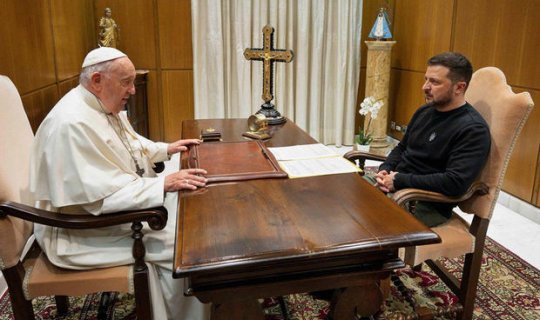 Roma Papası Ukraynanı danışıqlar masasına oturmağa çağırıb