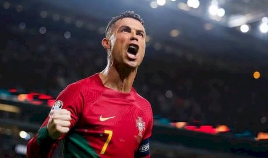 39 yaşlı Ronaldo milliyə çağırıldı